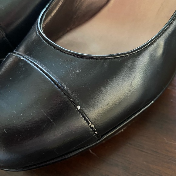 Kenneth Cole New York Black Leather Wedge - Picture 2 of 10